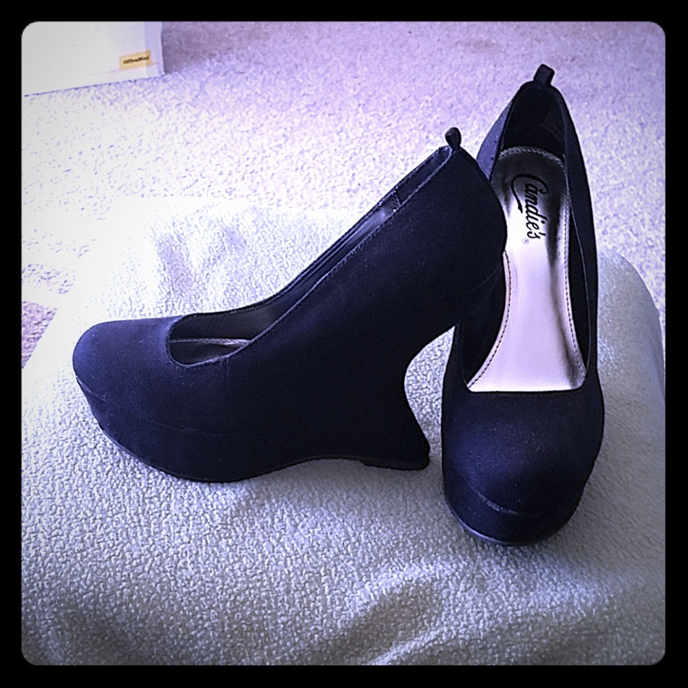 Black suede closed toe heels